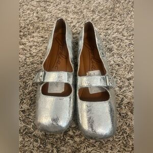 Metallic Silver Ballet Flats